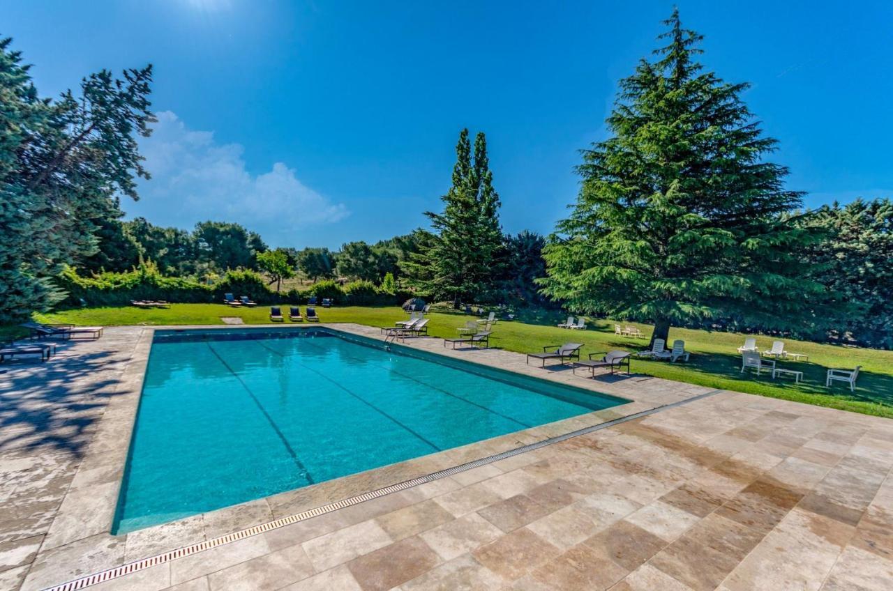 Best Western Domaine De Roquerousse Салон-де-Прованс Экстерьер фото